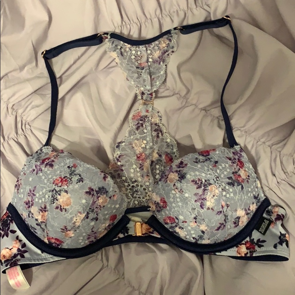 Limited pattern VSPink push-up bra